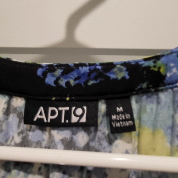 Apt 9 mid thigh sleeveless fit and flare floral dress - Picture 2 of 4